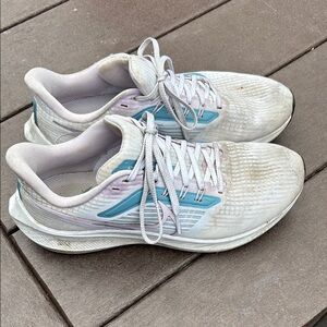 Nike Air Zoom Pegasus 39 | Women’s Size 9